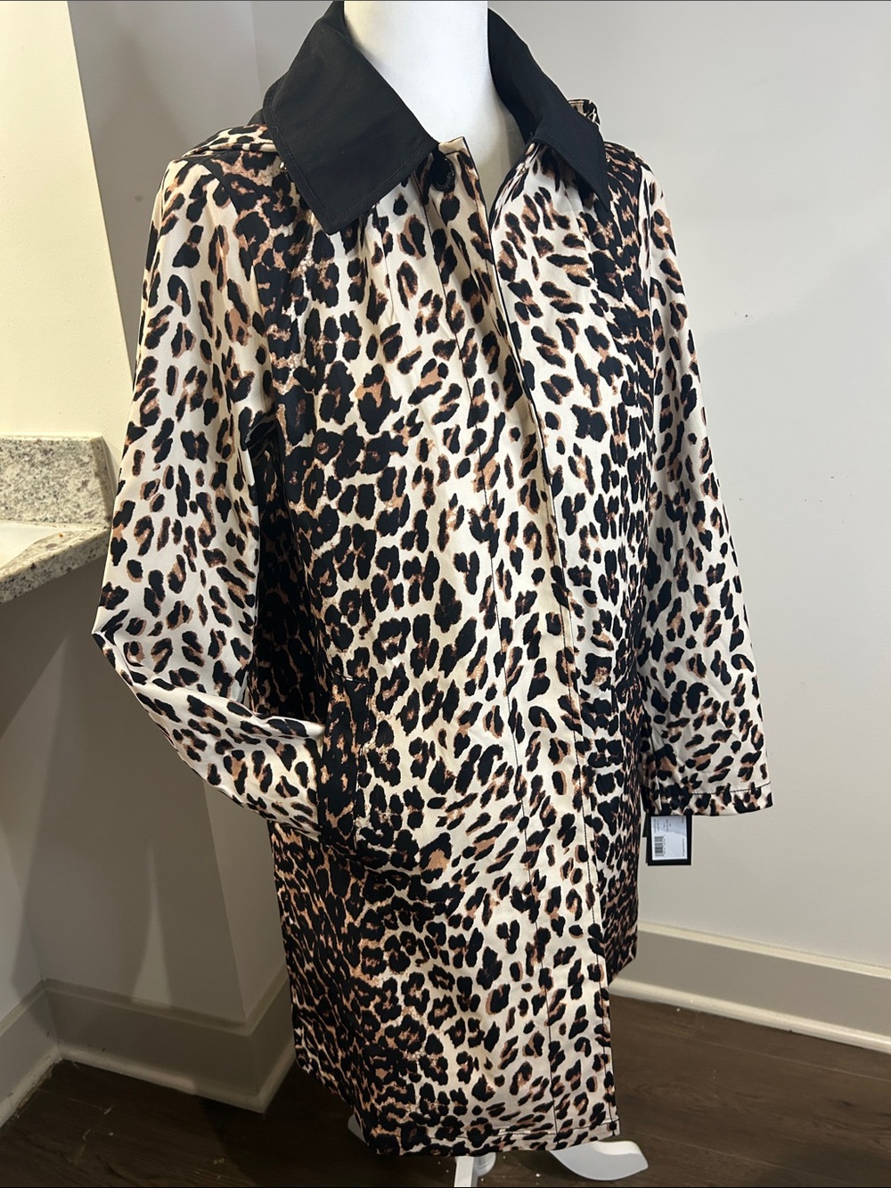 kate spade Leopard Print Trench/Rain Coat with Black Collar/Hood Lined Sm NWT